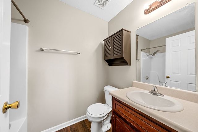 213 Bob White Trail, Oak Grove, KY 42262