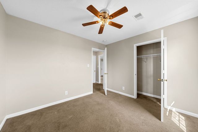 213 Bob White Trail, Oak Grove, KY 42262