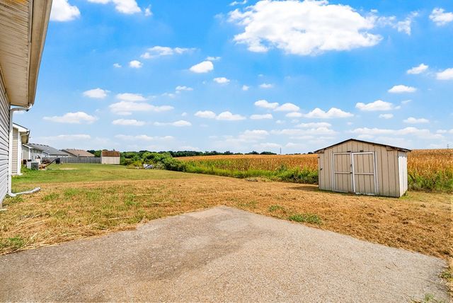 213 Bob White Trail, Oak Grove, KY 42262