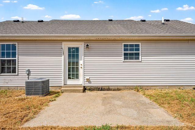 213 Bob White Trail, Oak Grove, KY 42262