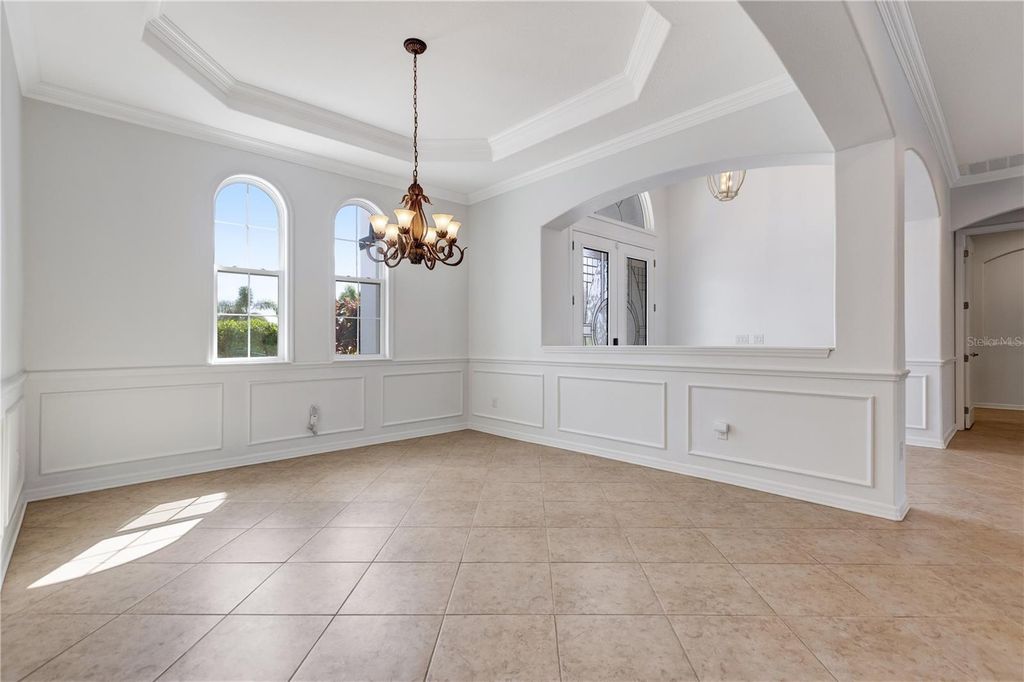 Image 13 of property listing at 614 165TH STREET E, Bradenton, FL 34212