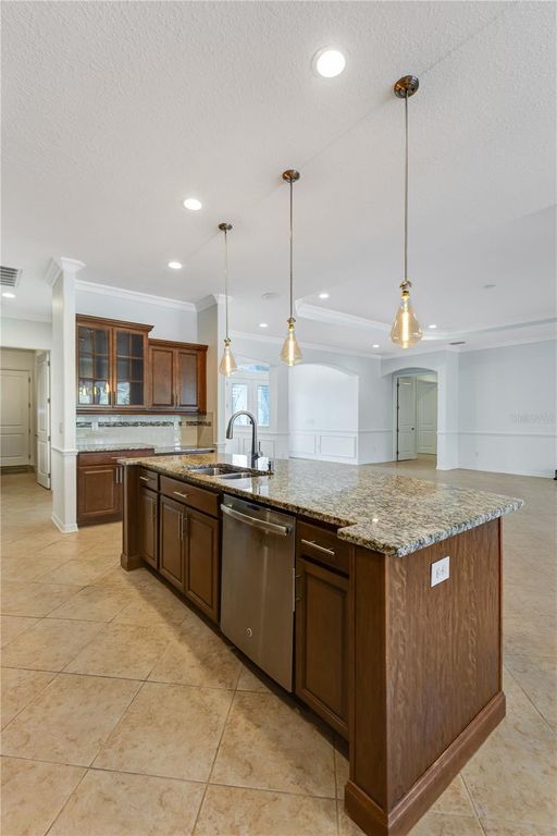 Image 18 of property listing at 614 165TH STREET E, Bradenton, FL 34212