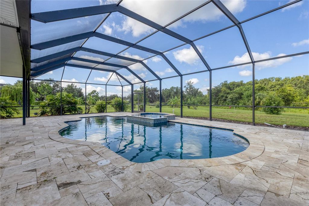 Image 23 of property listing at 614 165TH STREET E, Bradenton, FL 34212