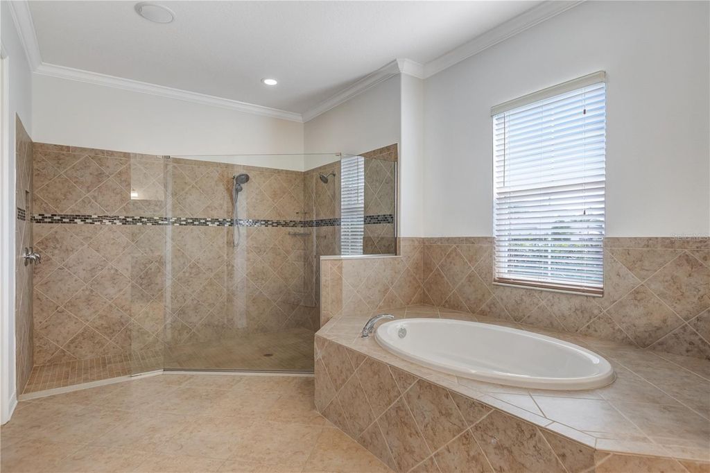 Image 40 of property listing at 614 165TH STREET E, Bradenton, FL 34212