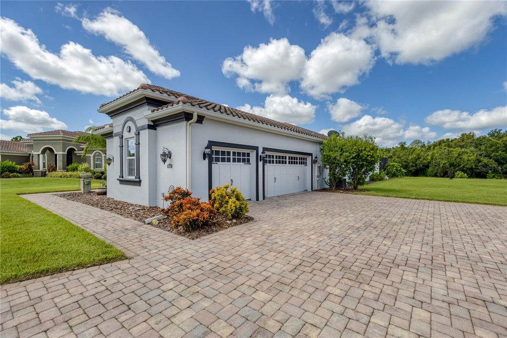 Image 6 of property listing at 614 165TH STREET E, Bradenton, FL 34212
