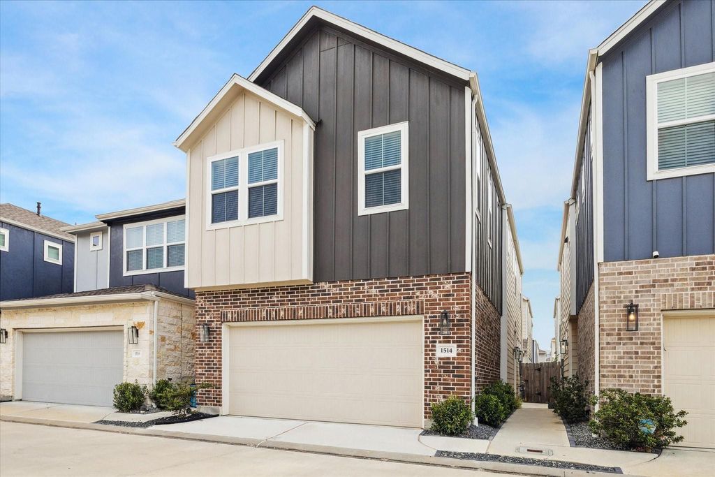 1514 Lakeline Oak Drive, Houston, TX 77084