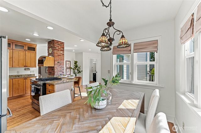14309 19th Avenue NE, Seattle, WA 98125