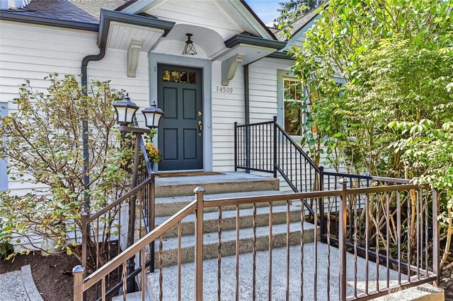 14309 19th Avenue NE, Seattle, WA 98125