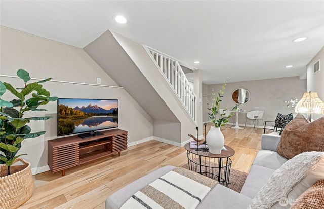 14309 19th Avenue NE, Seattle, WA 98125