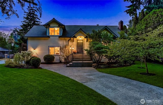 14309 19th Avenue NE, Seattle, WA 98125