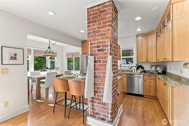 14309 19th Avenue NE, Seattle, WA 98125
