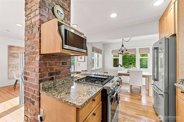 14309 19th Avenue NE, Seattle, WA 98125