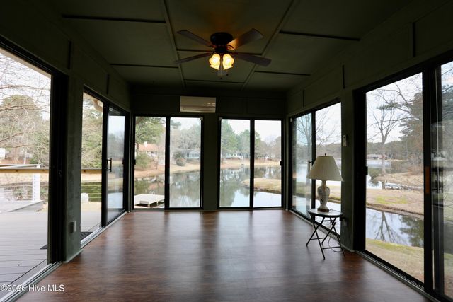 116 Shagbark Court, West End, NC 27376