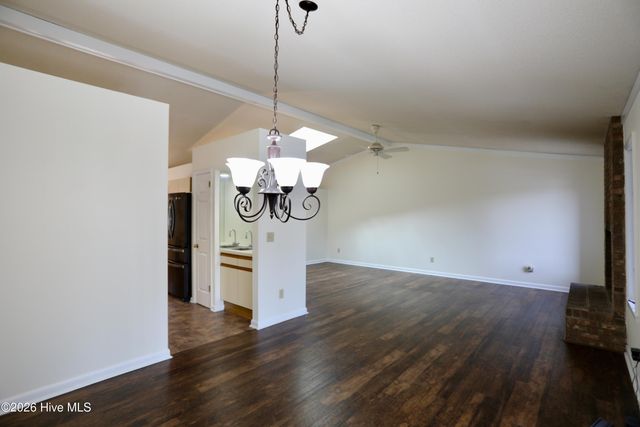 116 Shagbark Court, West End, NC 27376