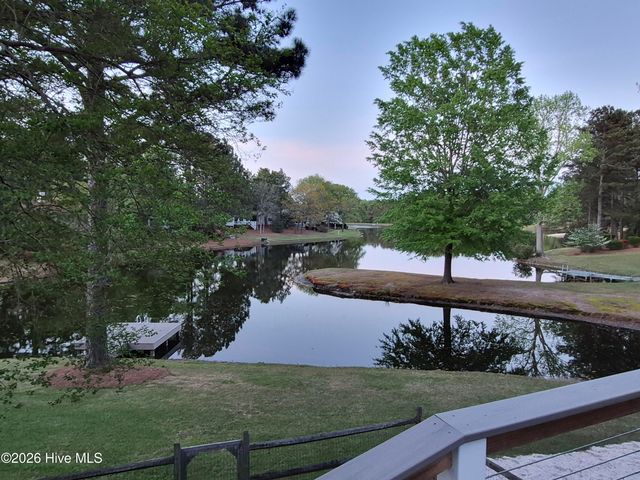 116 Shagbark Court, West End, NC 27376