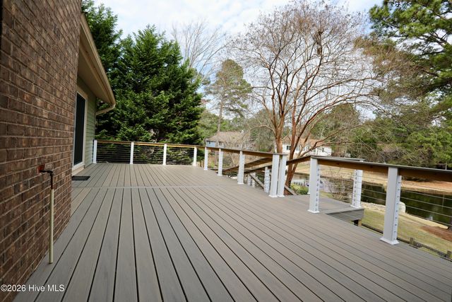 116 Shagbark Court, West End, NC 27376