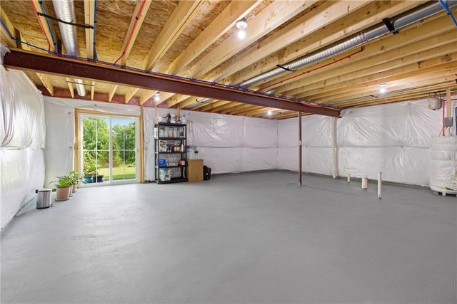 309 Arden Dr, Lancaster Twp, PA 16037
