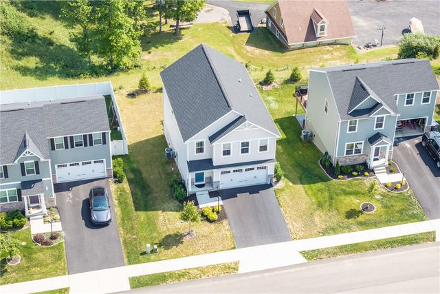 309 Arden Dr, Lancaster Twp, PA 16037