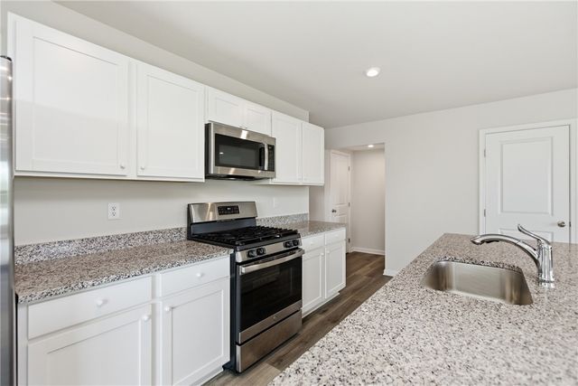 309 Arden Dr, Lancaster Twp, PA 16037