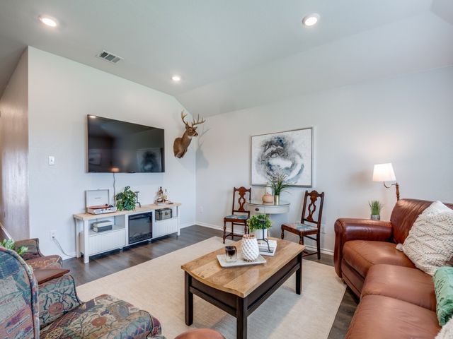 506 Windrow Drive, Royse City, TX 75189