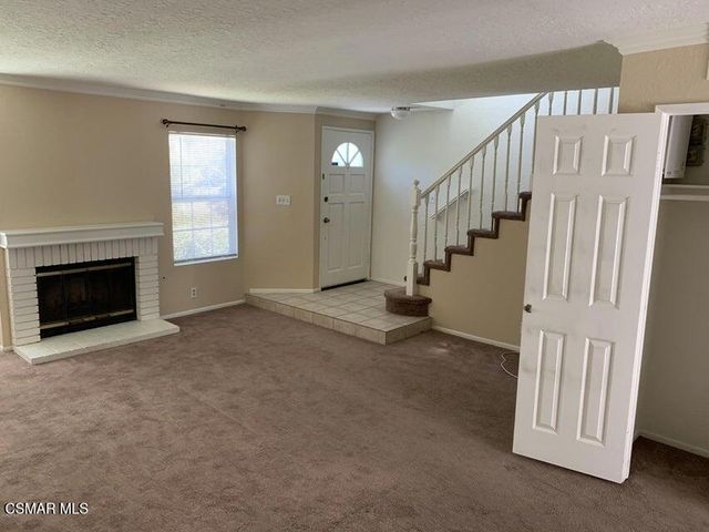 440 Jeremiah Drive E, Simi Valley, CA 93065