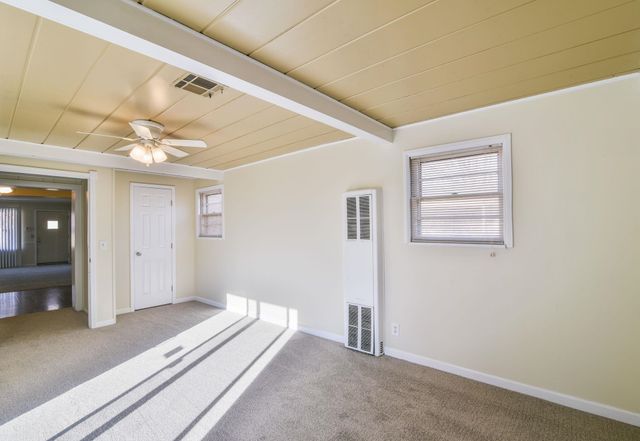 1732 Drollinger, Wichita, KS 67218