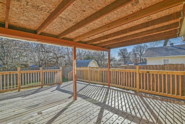 1732 Drollinger, Wichita, KS 67218