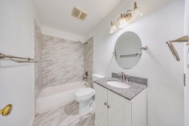 3354 Laurel Fork Drive, Houston, TX 77339