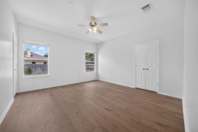 11500 Lapoynor ST, Manor, TX 78653