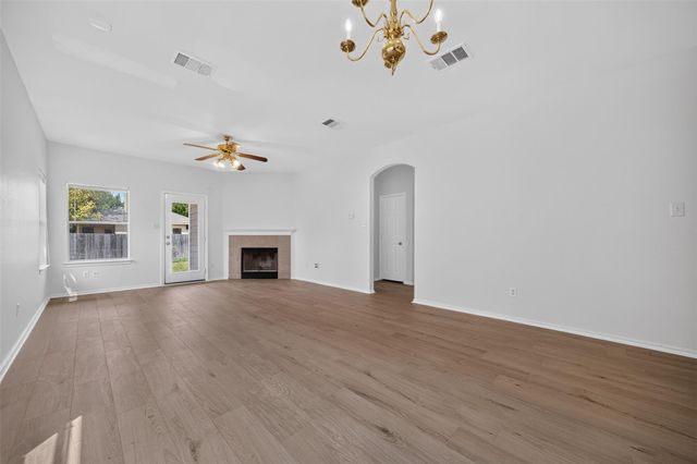 11500 Lapoynor ST, Manor, TX 78653