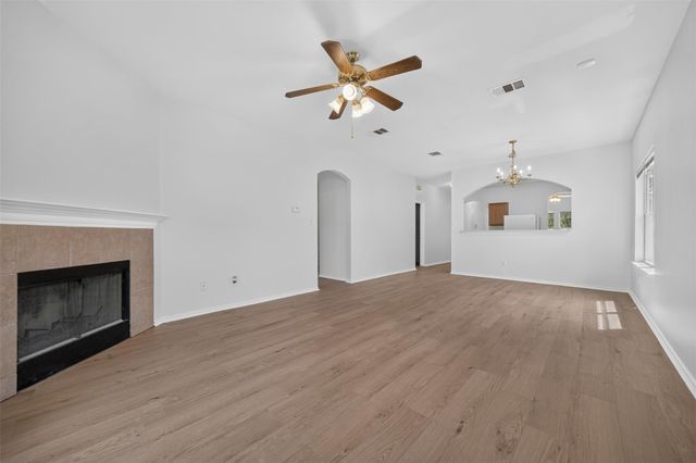 11500 Lapoynor ST, Manor, TX 78653