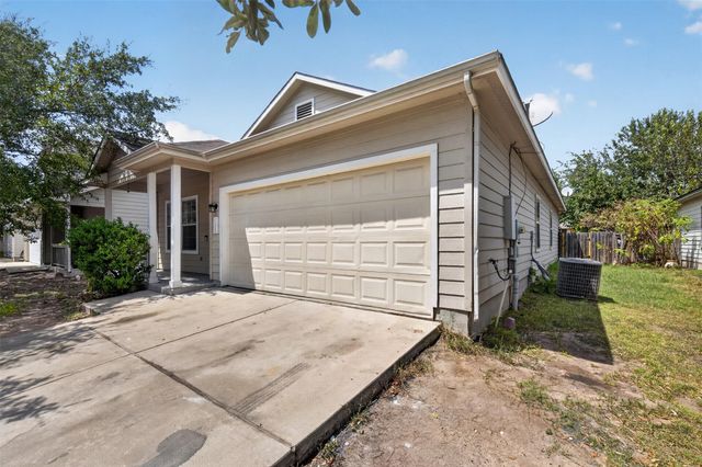 11500 Lapoynor ST, Manor, TX 78653
