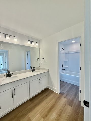 400 Downs Lane, Mount Juliet, TN 37122