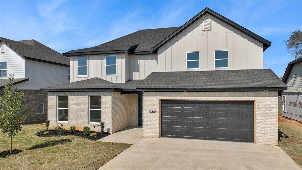 950 Moksha Street, Centerton, AR 72719