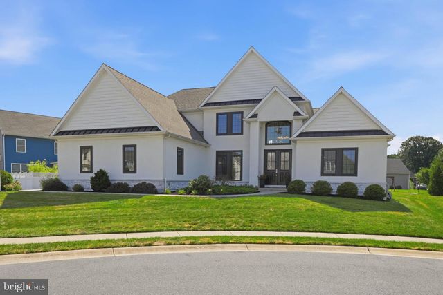 5 ALEXA DR, Lititz, PA 17543