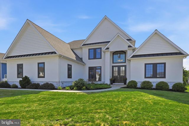 5 ALEXA DR, Lititz, PA 17543