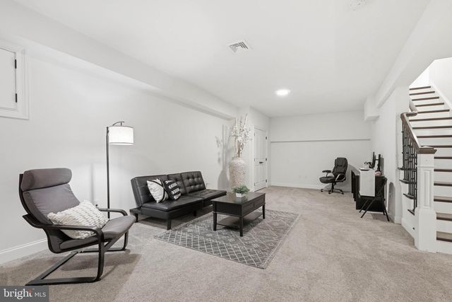 5 ALEXA DR, Lititz, PA 17543