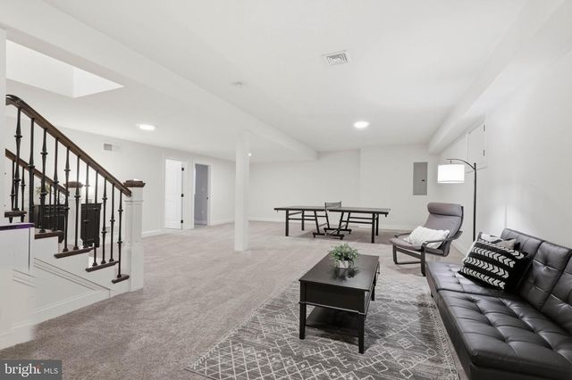 5 ALEXA DR, Lititz, PA 17543