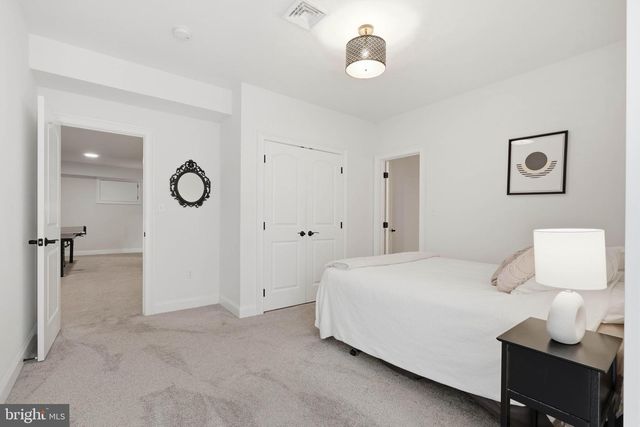 5 ALEXA DR, Lititz, PA 17543