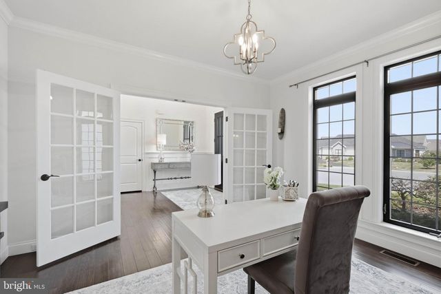5 ALEXA DR, Lititz, PA 17543