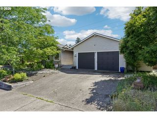 8108 Sw 160TH Ave, Beaverton, OR 97007
