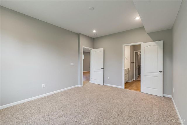 1061 Olivewood Avenue, Batavia, OH 45103