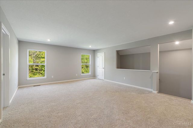 1061 Olivewood Avenue, Batavia, OH 45103