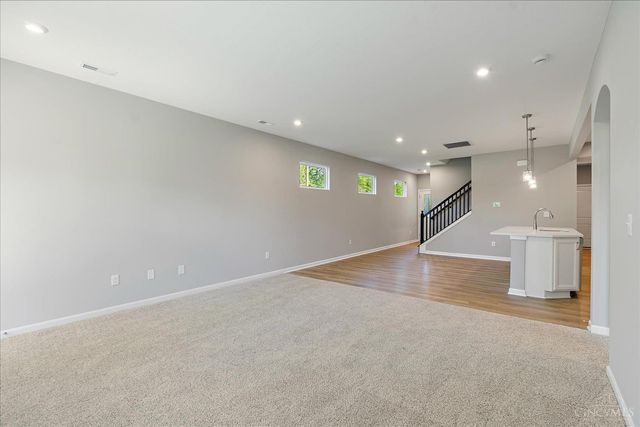 1061 Olivewood Avenue, Batavia, OH 45103