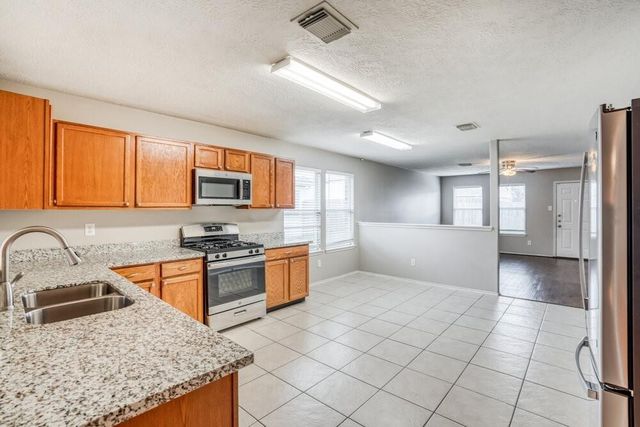 4931 Winding View Lane, Humble, TX 77346