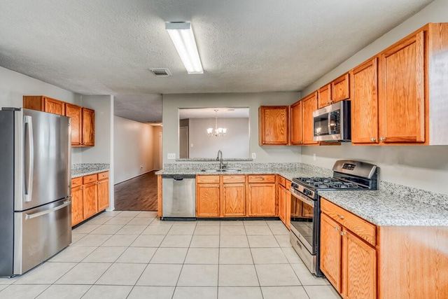 4931 Winding View Lane, Humble, TX 77346