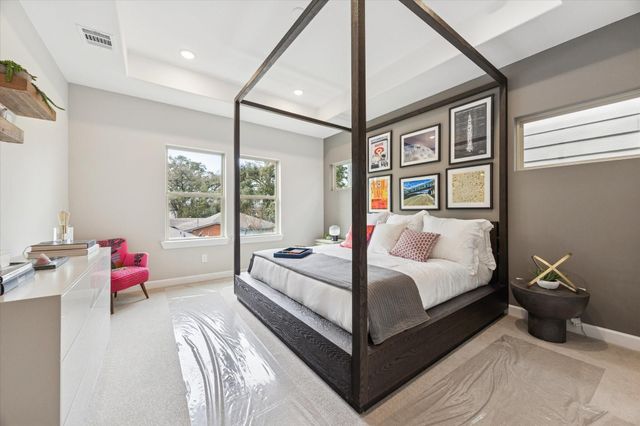 5205 Amber Sunrise Drive, Houston, TX 77018