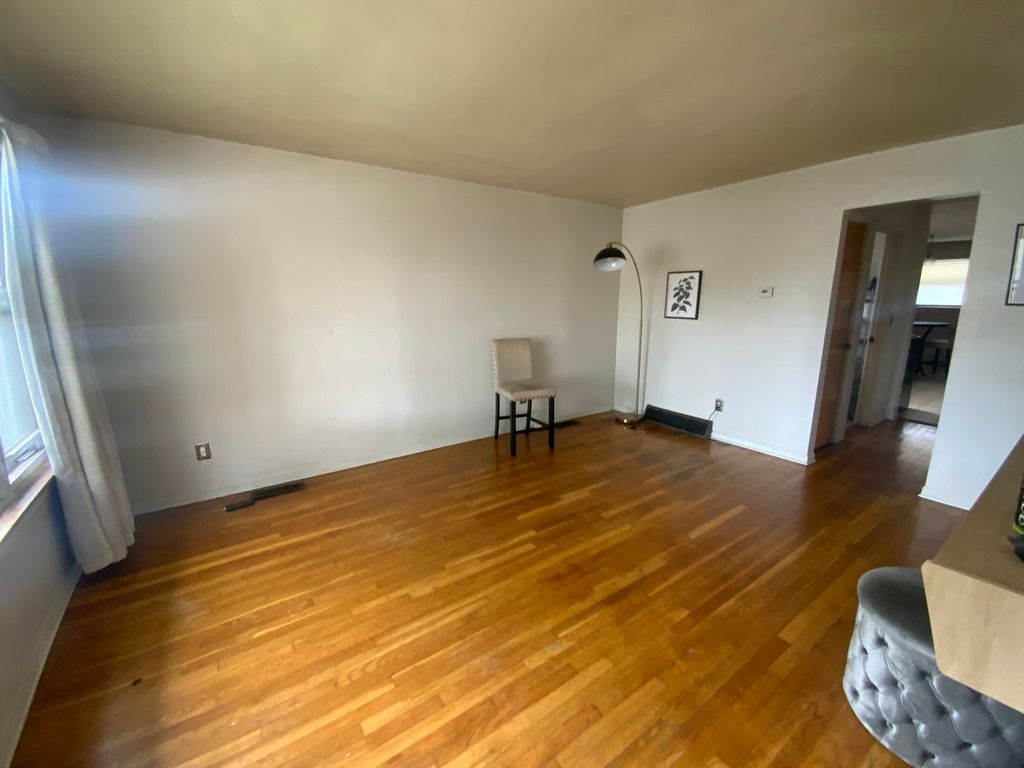 9132 S Emerald Avenue, Chicago, IL 60620 — photo 3