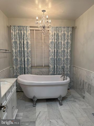 14600 AYLESFORD CIR, Laurel, MD 20707