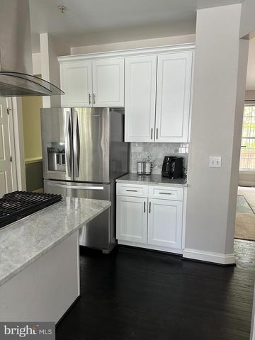 14600 AYLESFORD CIR, Laurel, MD 20707